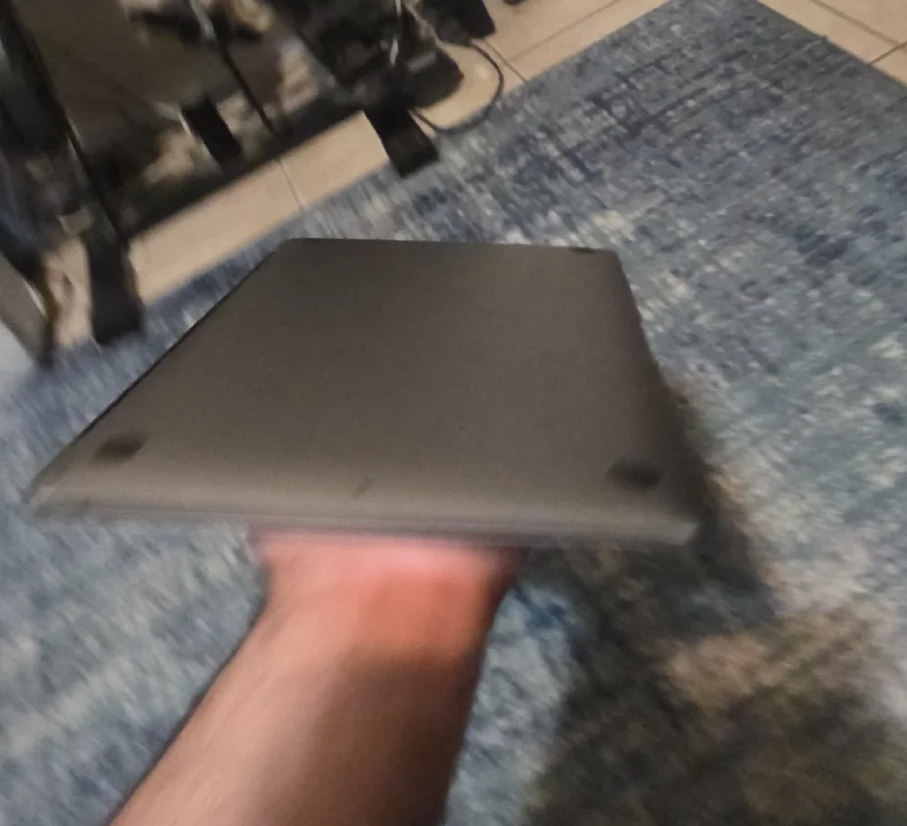 Apple MacBookAir 13 Inch - Sleek Gray Finish